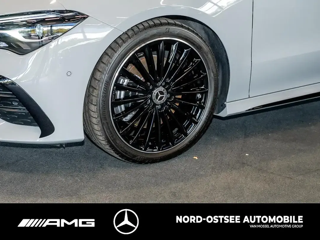Mercedes-Benz CLA 200 - Thumbnail 5
