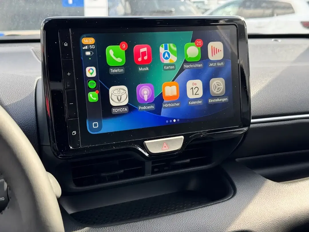 Toyota Yaris - Thumbnail 12