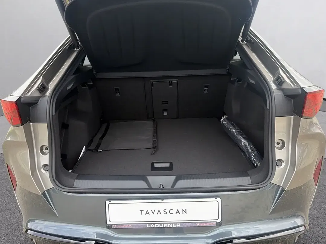 CUPRA Tavascan - Thumbnail 9