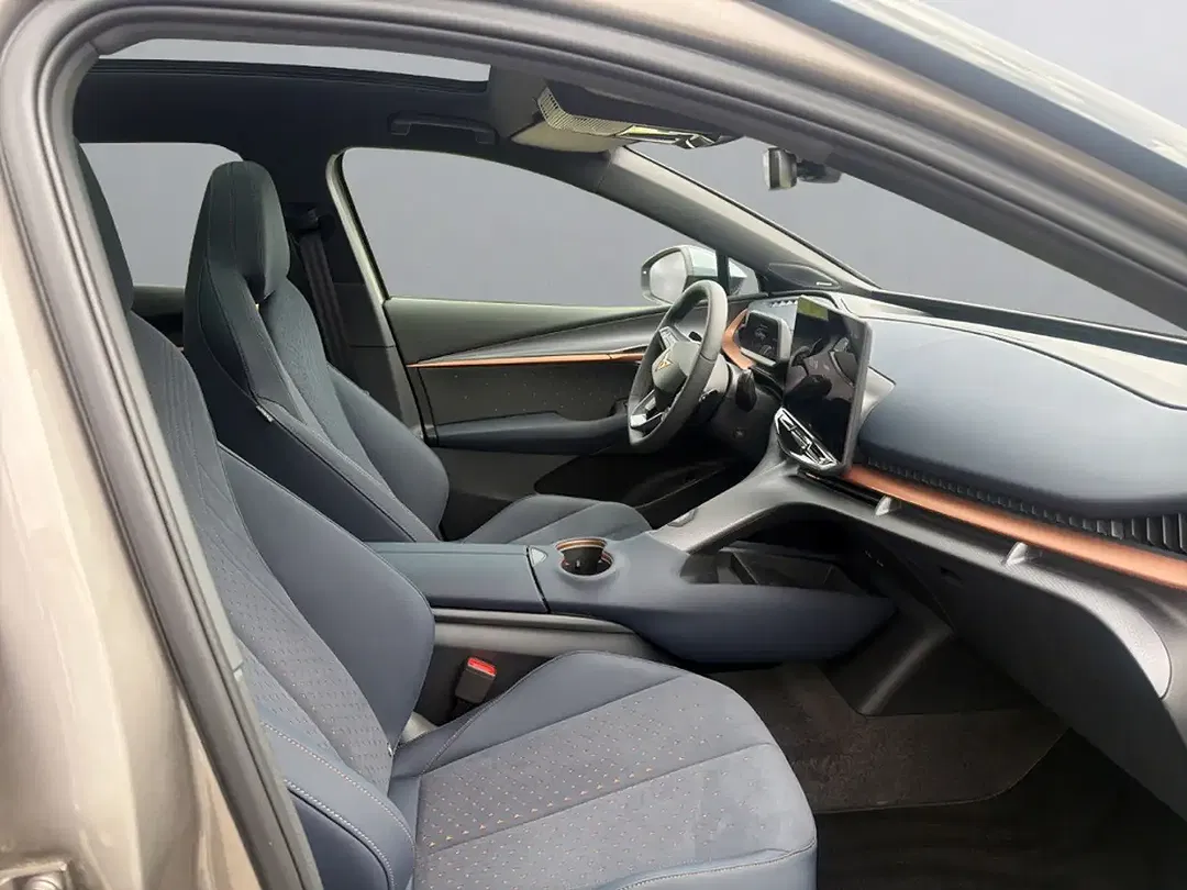 CUPRA Tavascan - Thumbnail 13