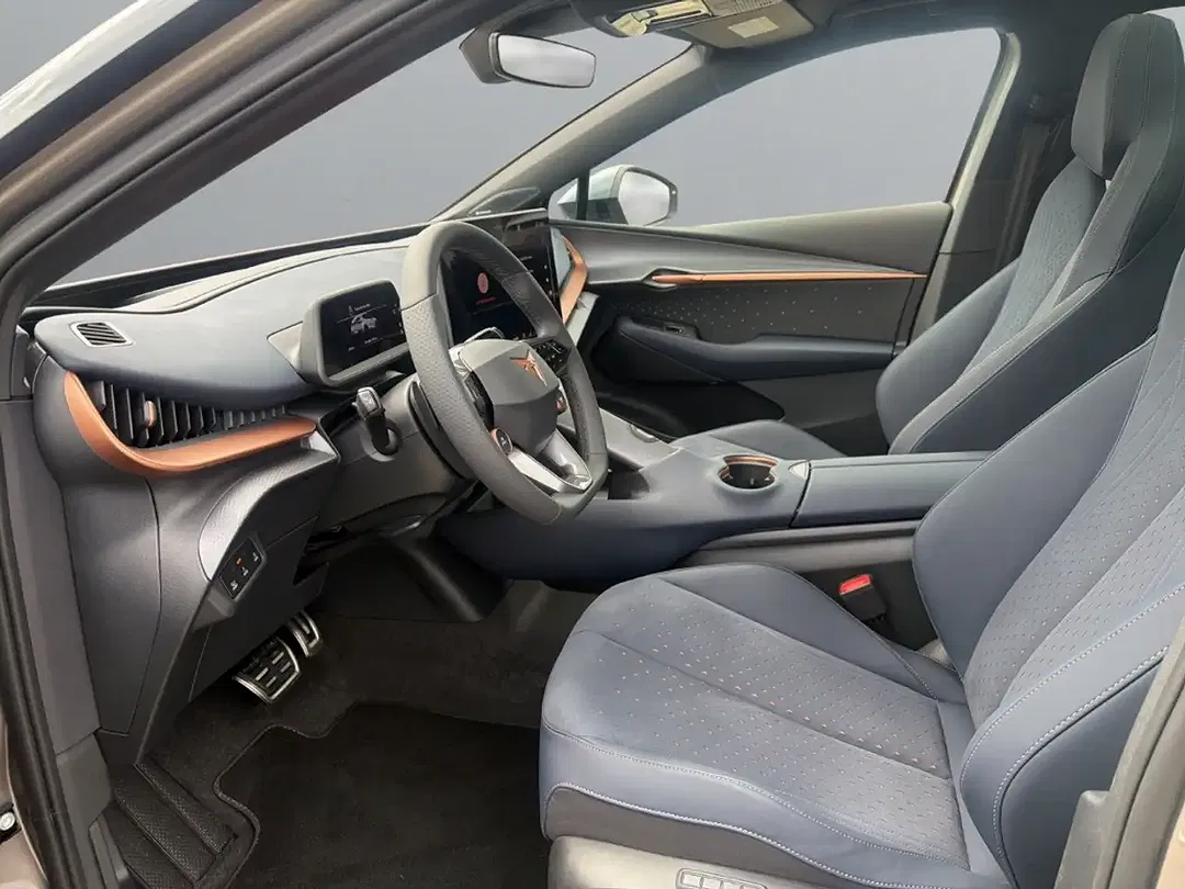 CUPRA Tavascan - Thumbnail 6