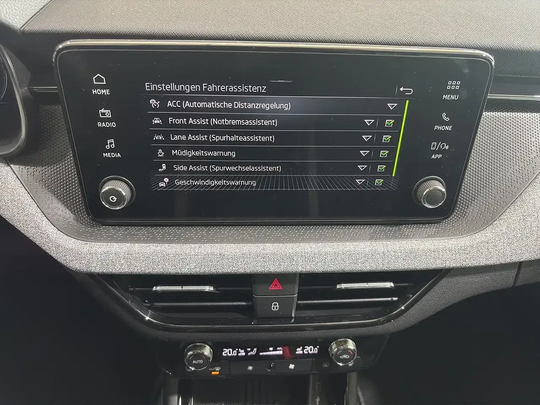 Skoda Kamiq - Thumbnail 9