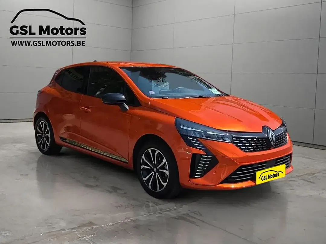 Renault Clio - Thumbnail 3