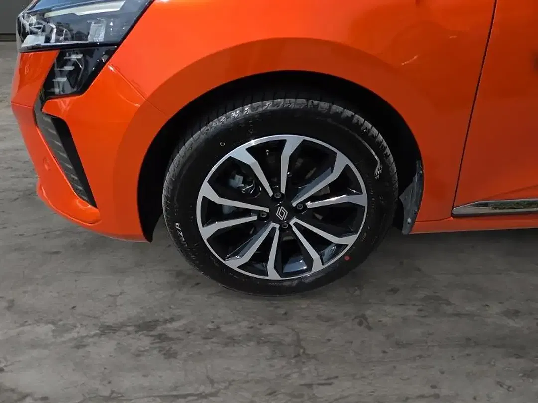 Renault Clio - Thumbnail 7
