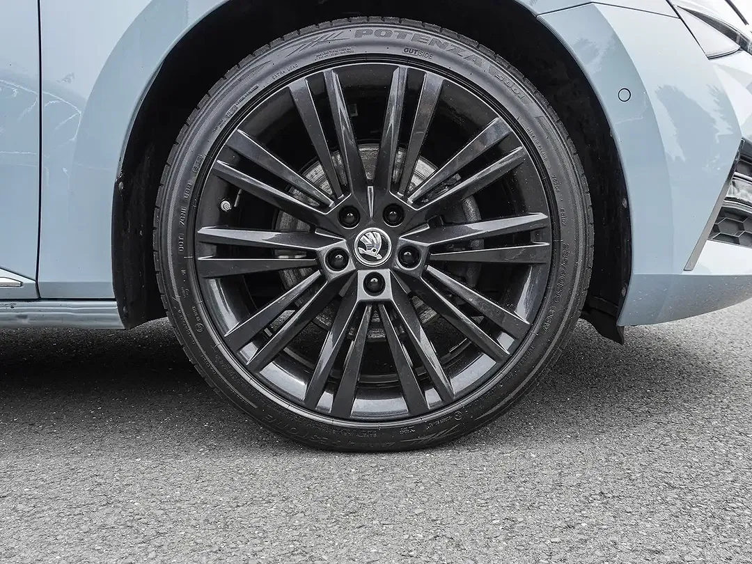 Skoda Superb - Thumbnail 7