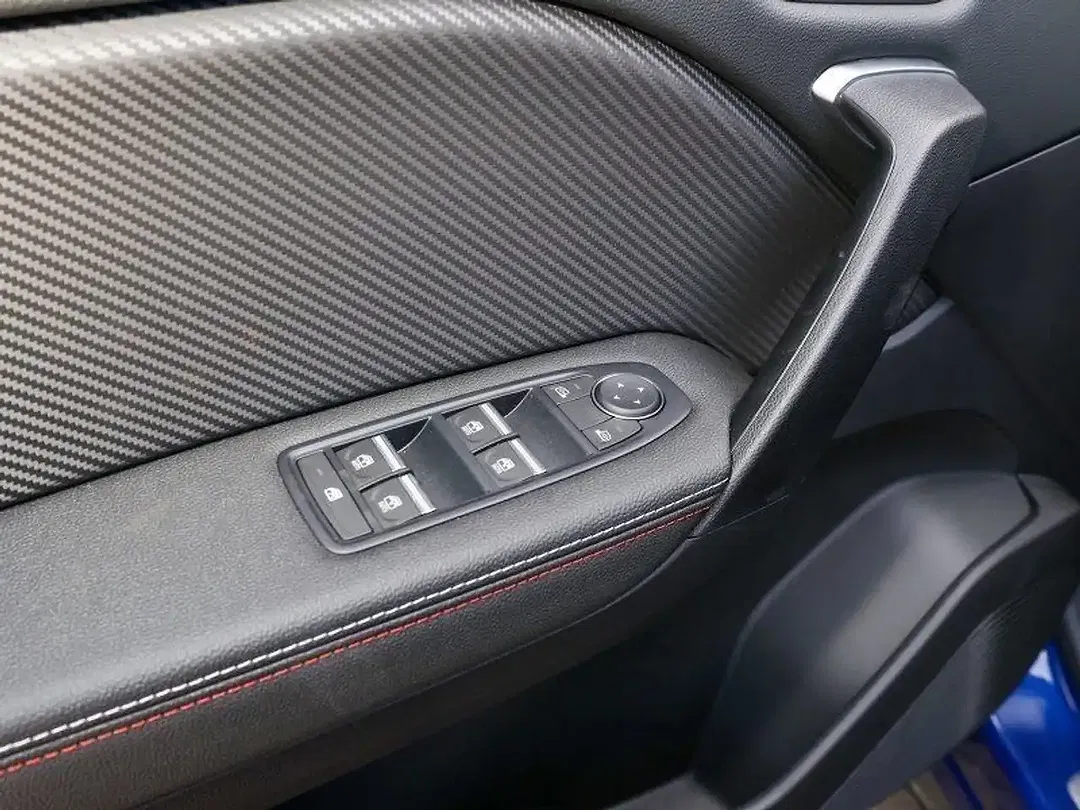 Renault Captur - Thumbnail 13