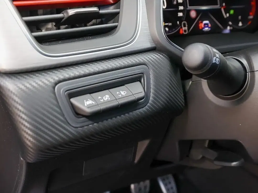 Renault Captur - Thumbnail 6
