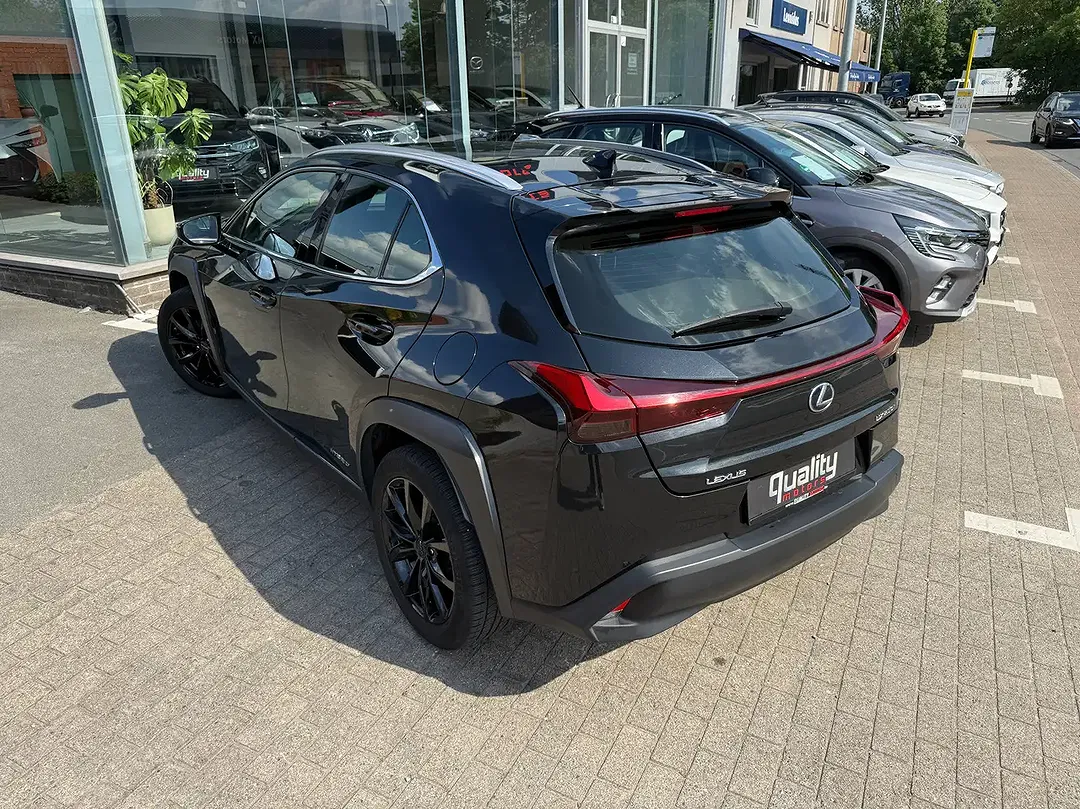 Lexus UX 250h - Thumbnail 11