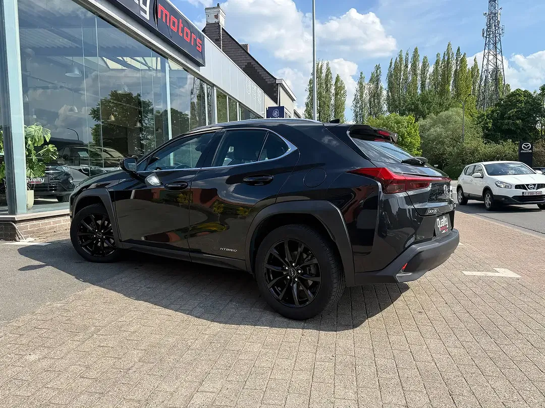 Lexus UX 250h - Thumbnail 12