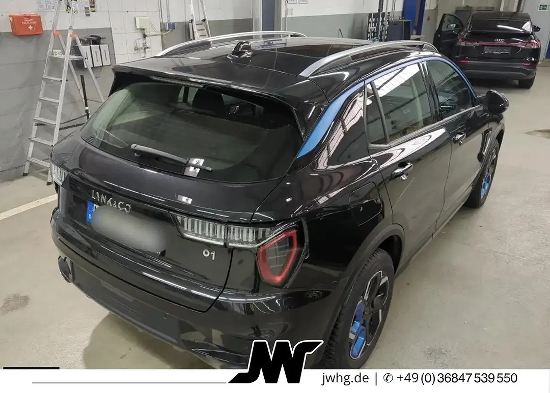 Lynk & Co 01 - Thumbnail 10
