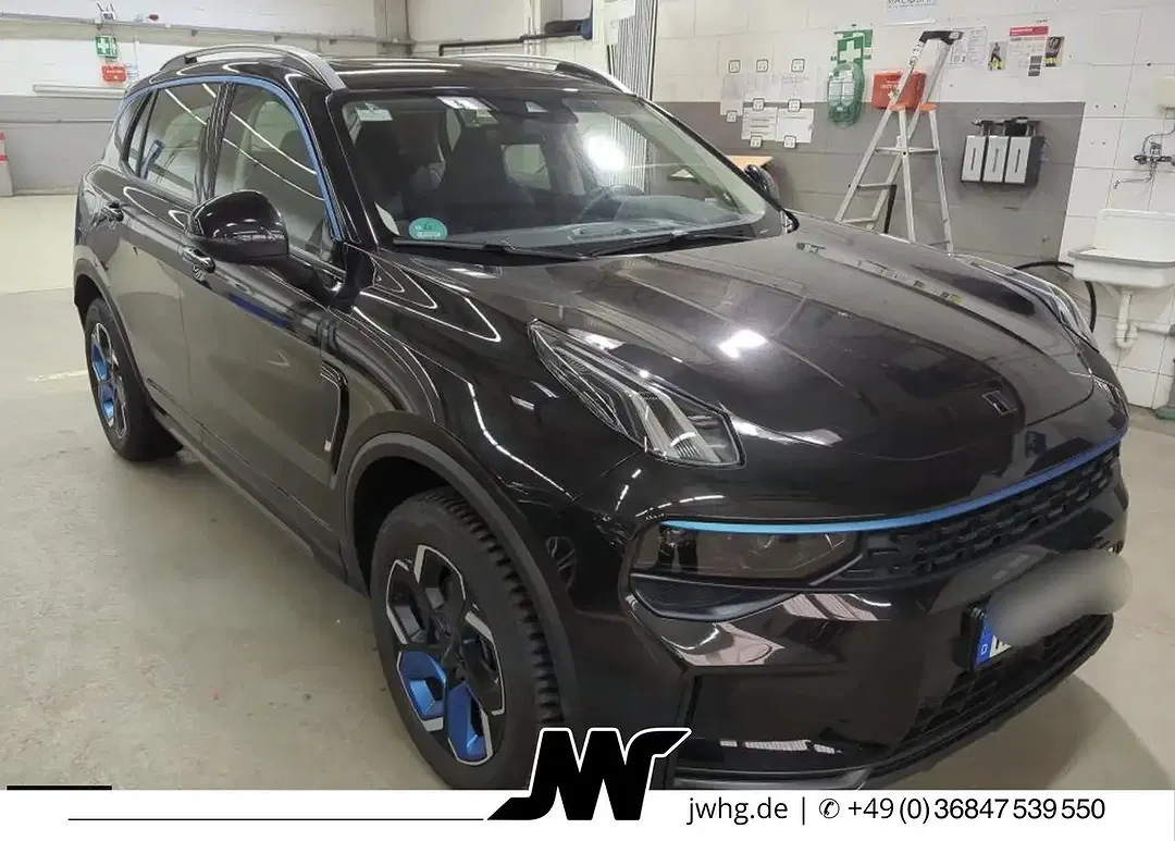 Lynk & Co 01 - Thumbnail 5