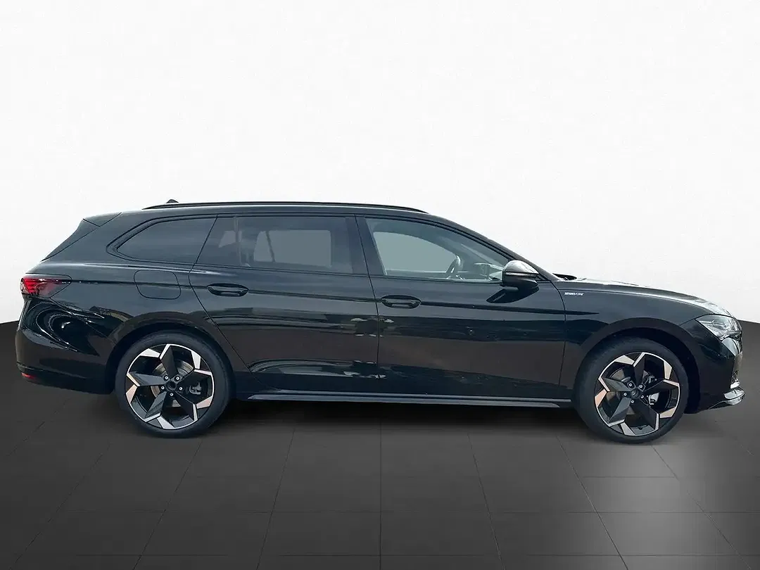 Skoda Superb - Thumbnail 6