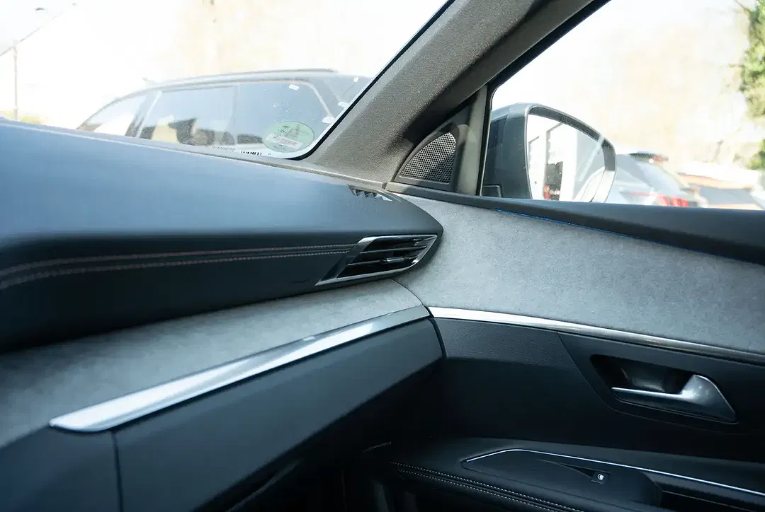 Peugeot 3008 - Thumbnail 10