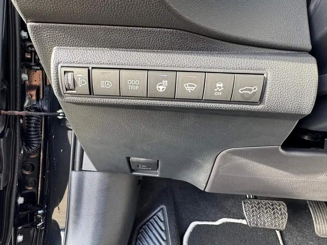 Toyota Corolla - Thumbnail 12