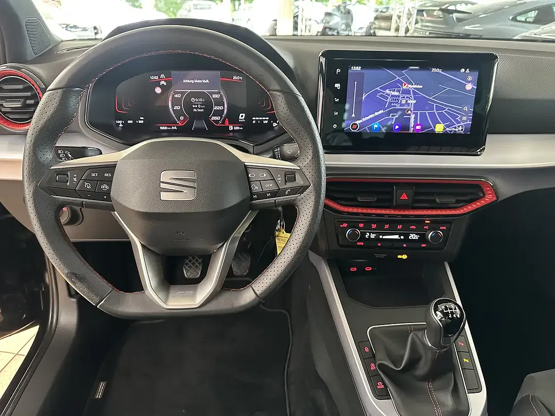 SEAT Arona - Thumbnail 8