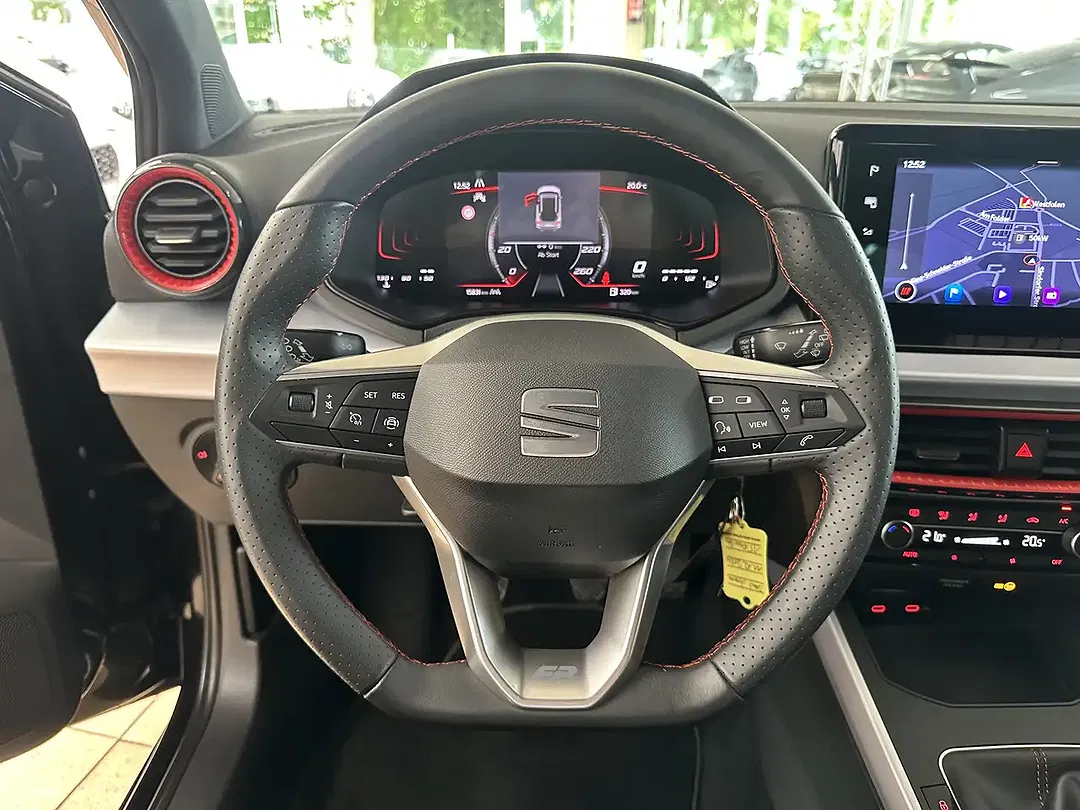 SEAT Arona - Thumbnail 9