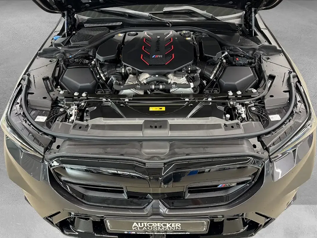 BMW M5 - Thumbnail 14