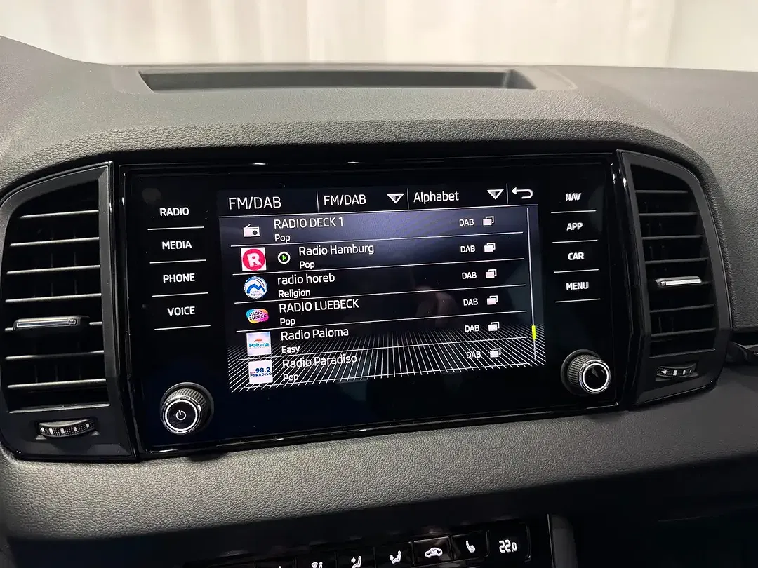 Skoda Karoq - Thumbnail 16