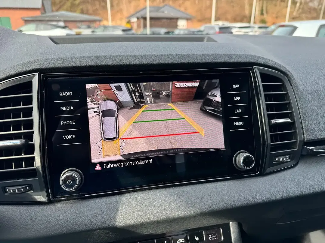 Skoda Karoq - Thumbnail 19