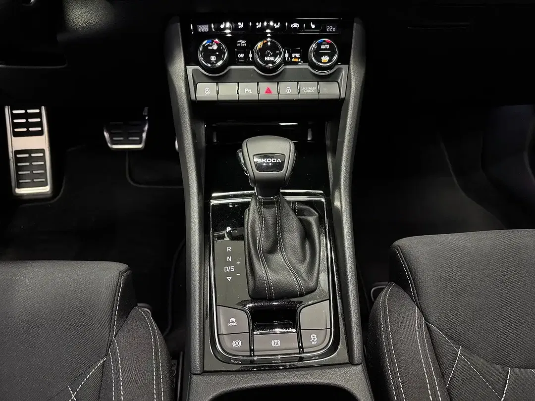 Skoda Karoq - Thumbnail 20