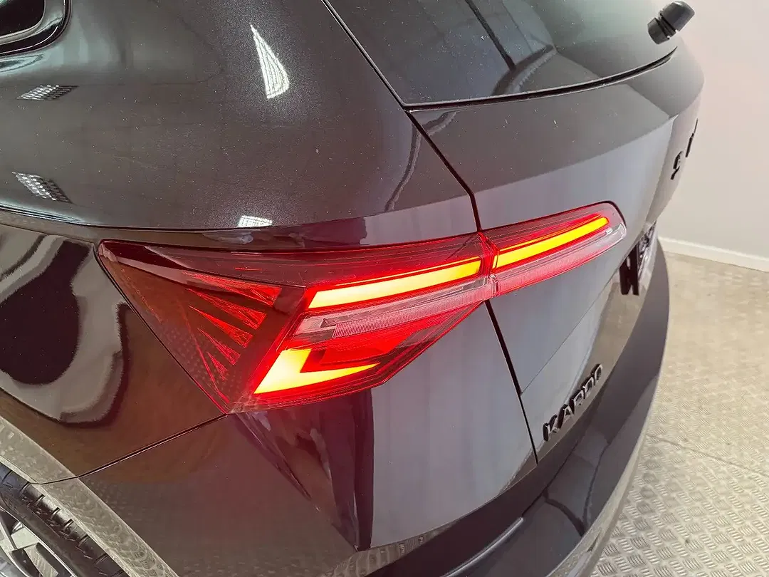 Skoda Karoq - Thumbnail 25