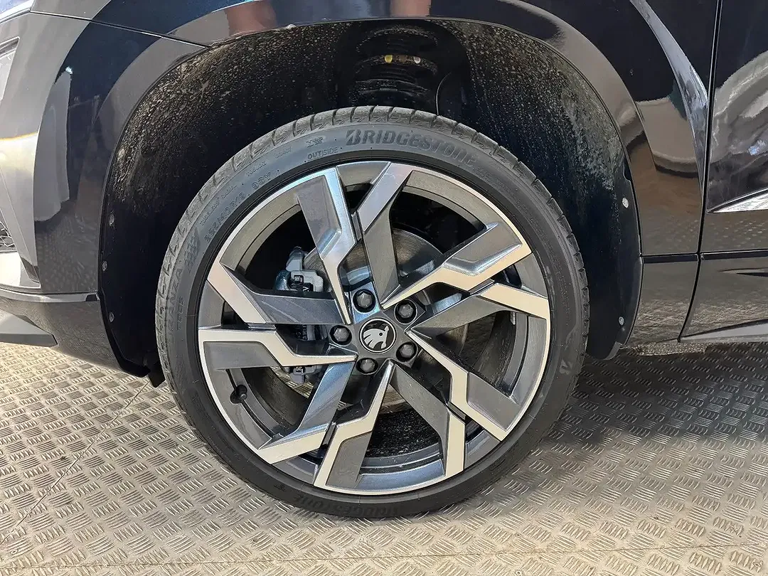 Skoda Karoq - Thumbnail 30
