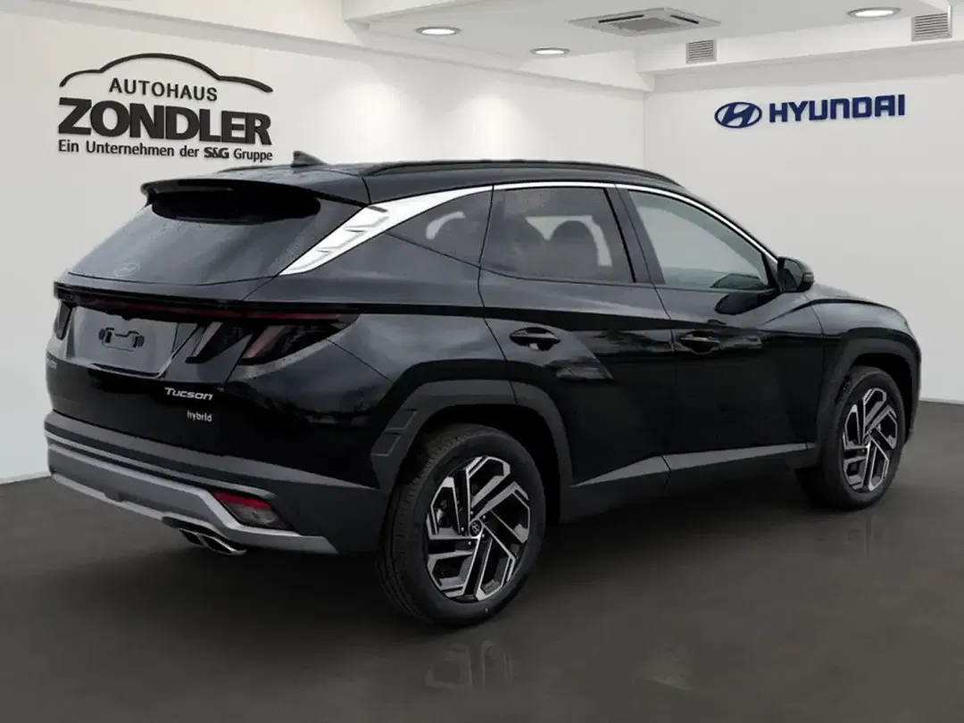 Hyundai TUCSON - Thumbnail 3