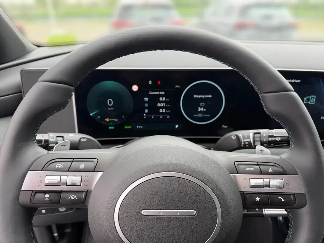 Hyundai TUCSON - Thumbnail 8