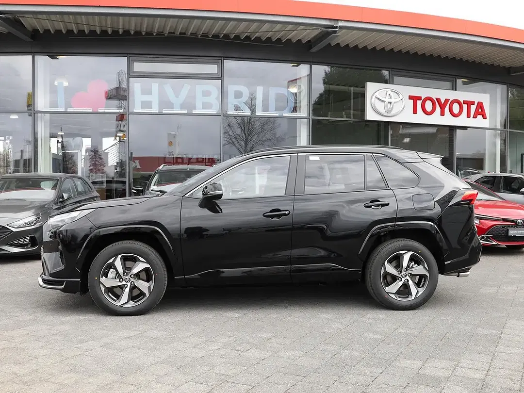 Toyota RAV 4 - Thumbnail 3