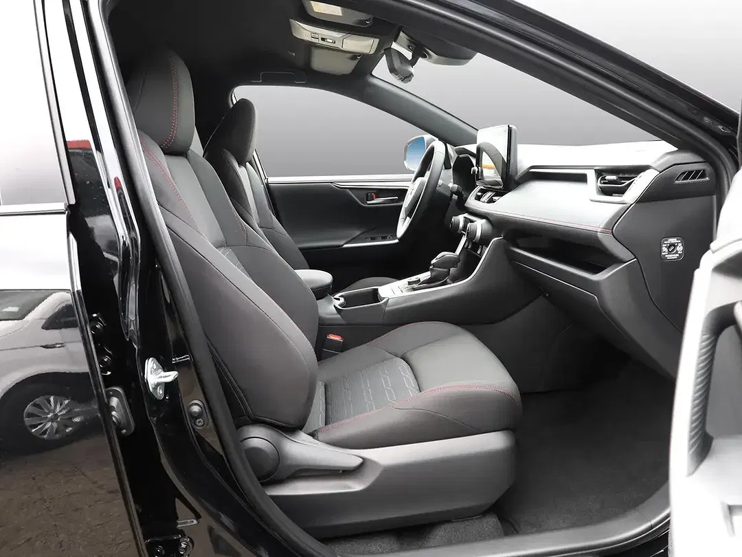 Toyota RAV 4 - Thumbnail 6
