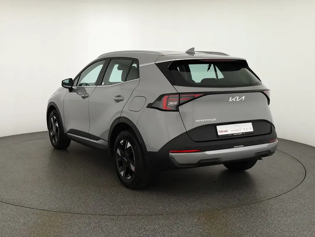 Kia Sportage - Thumbnail 2