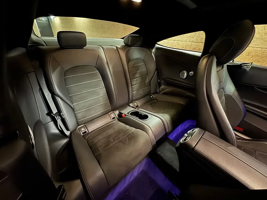 Mercedes-Benz C 300 - Thumbnail 12