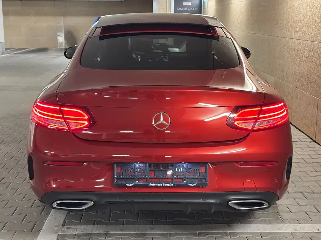 Mercedes-Benz C 300 - Thumbnail 16