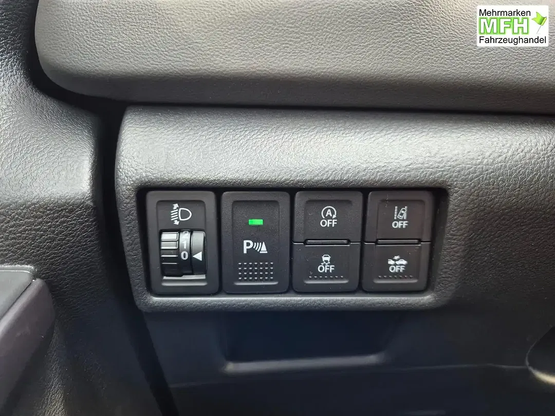 Suzuki S-Cross - Thumbnail 14