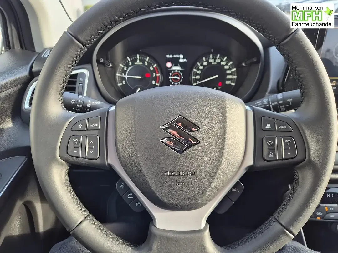 Suzuki S-Cross - Thumbnail 15