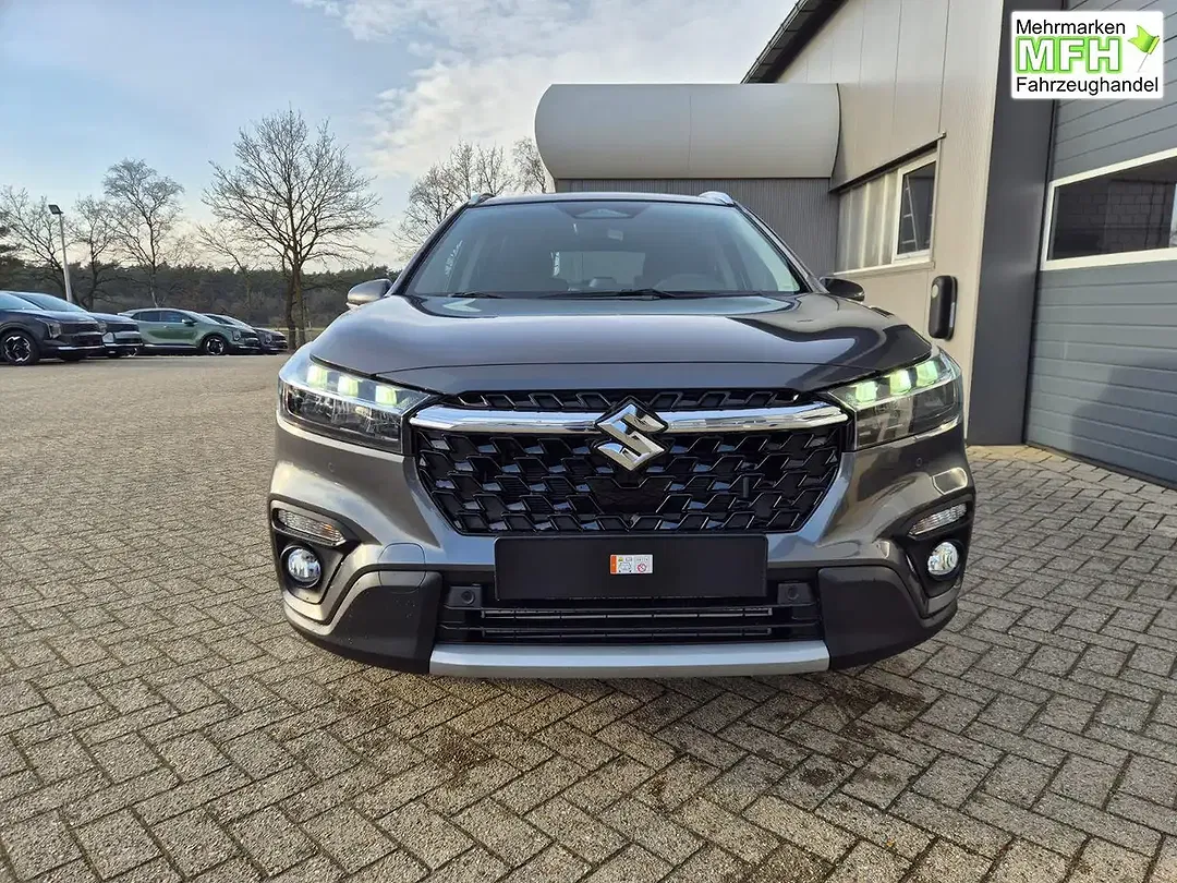 Suzuki S-Cross - Thumbnail 8