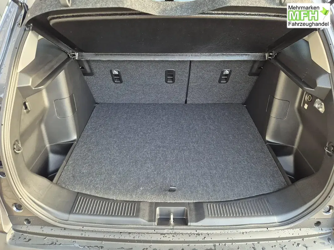 Suzuki S-Cross - Thumbnail 9