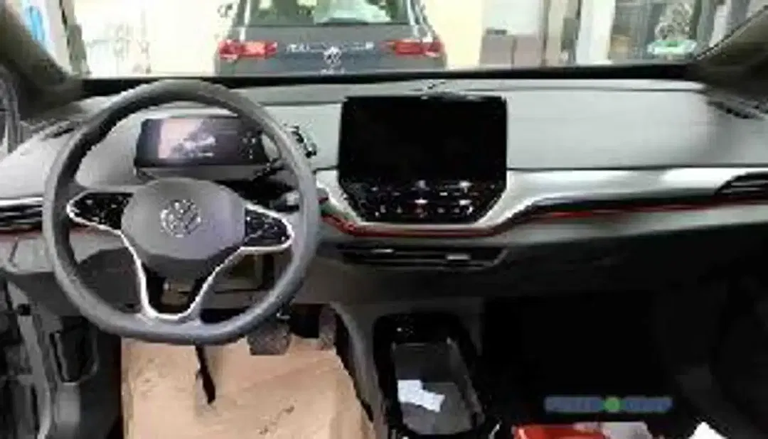 Volkswagen ID.4 - Thumbnail 5