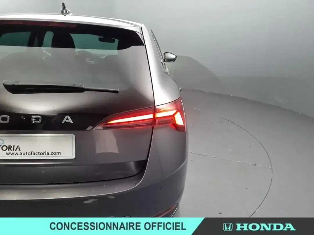 Skoda Scala - Thumbnail 3