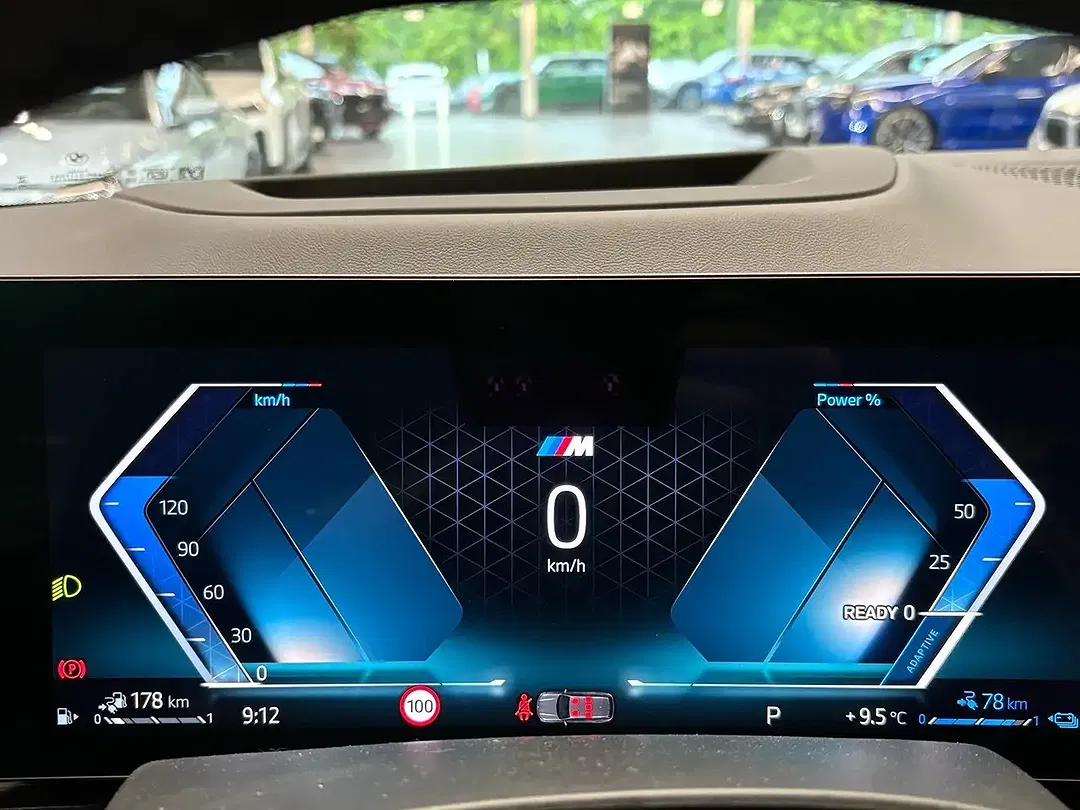 BMW X5 - Thumbnail 5