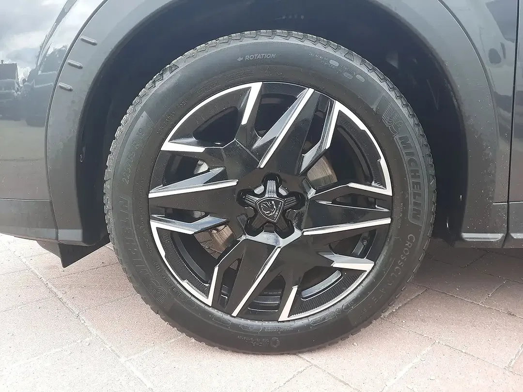 Peugeot 5008 - Thumbnail 9