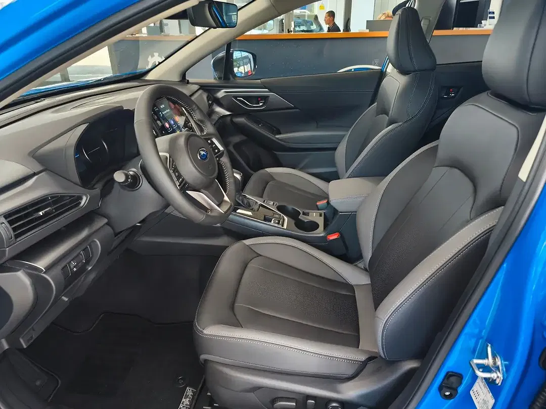 Subaru Impreza - Thumbnail 9