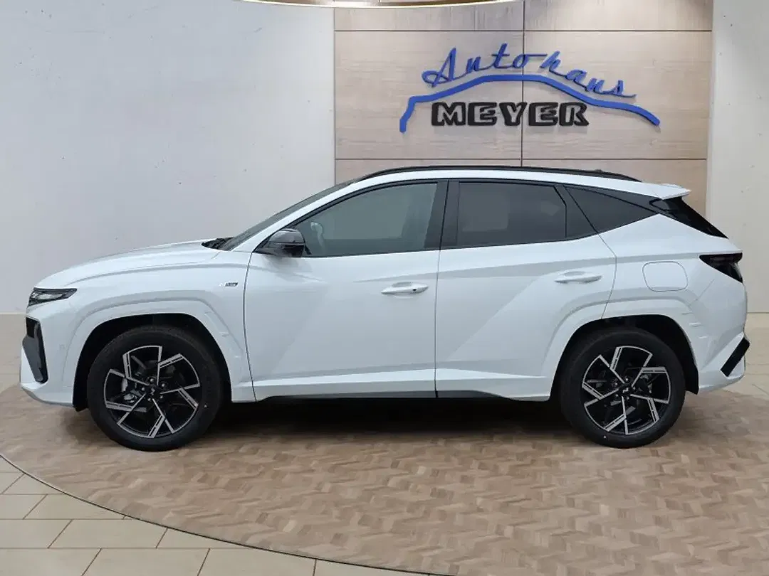 Hyundai TUCSON - Thumbnail 2