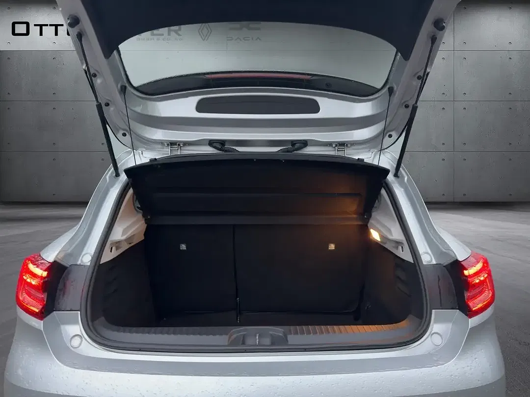 Renault Clio - Thumbnail 13