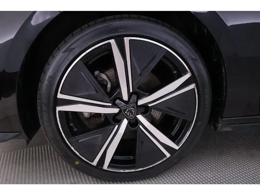 Peugeot 308 - Thumbnail 14