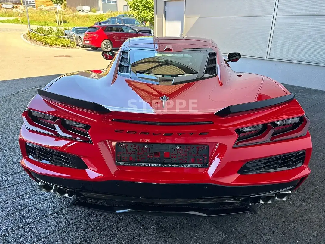 Corvette C8 - Thumbnail 5