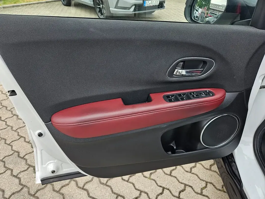 Honda HR-V - Thumbnail 10