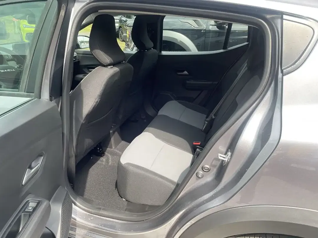 Dacia Sandero - Thumbnail 11