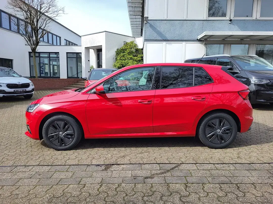 Skoda Fabia - Thumbnail 3