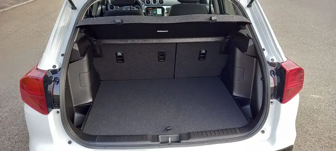 Suzuki Vitara - Thumbnail 15
